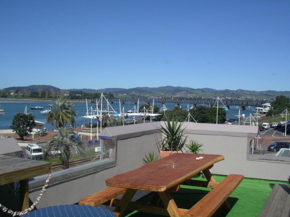 Harbourside City Backpackers Tauranga Eksteriør bilde