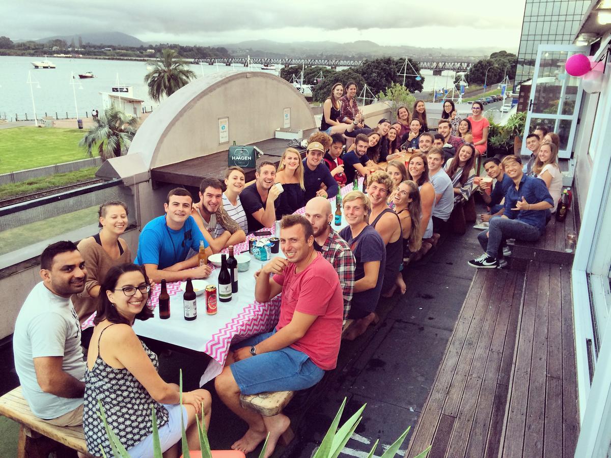 Harbourside City Backpackers Tauranga Eksteriør bilde